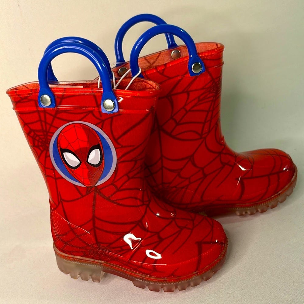 🆕Marvel SpiderMan Ltd Edition Light-Up Waterproof Rain Boots—LAST 1 (Toddler 5)